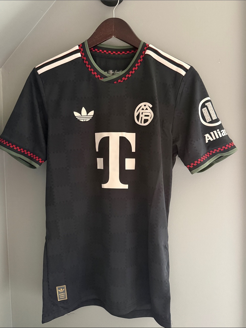 (NEW) Adidas Bayern Munich Authentic 3rd Kit
